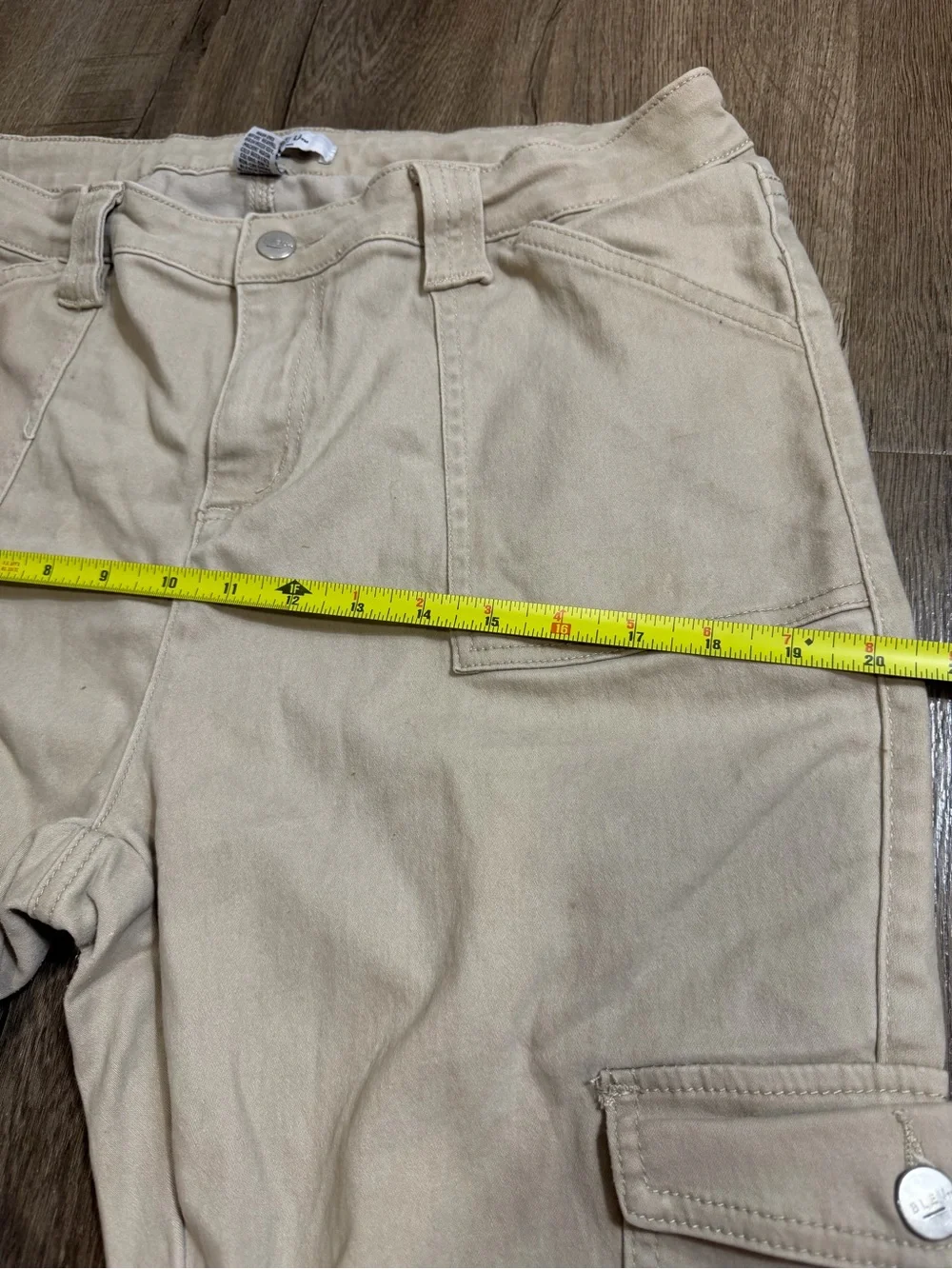 Men's Cargo Pants in Beige - Classic Utility Style